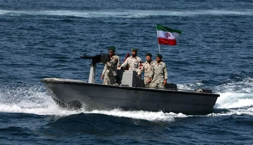 الحرس الثوري الإيراني يكشف حقيقة مناورات مضيق هرمز - موقع 24