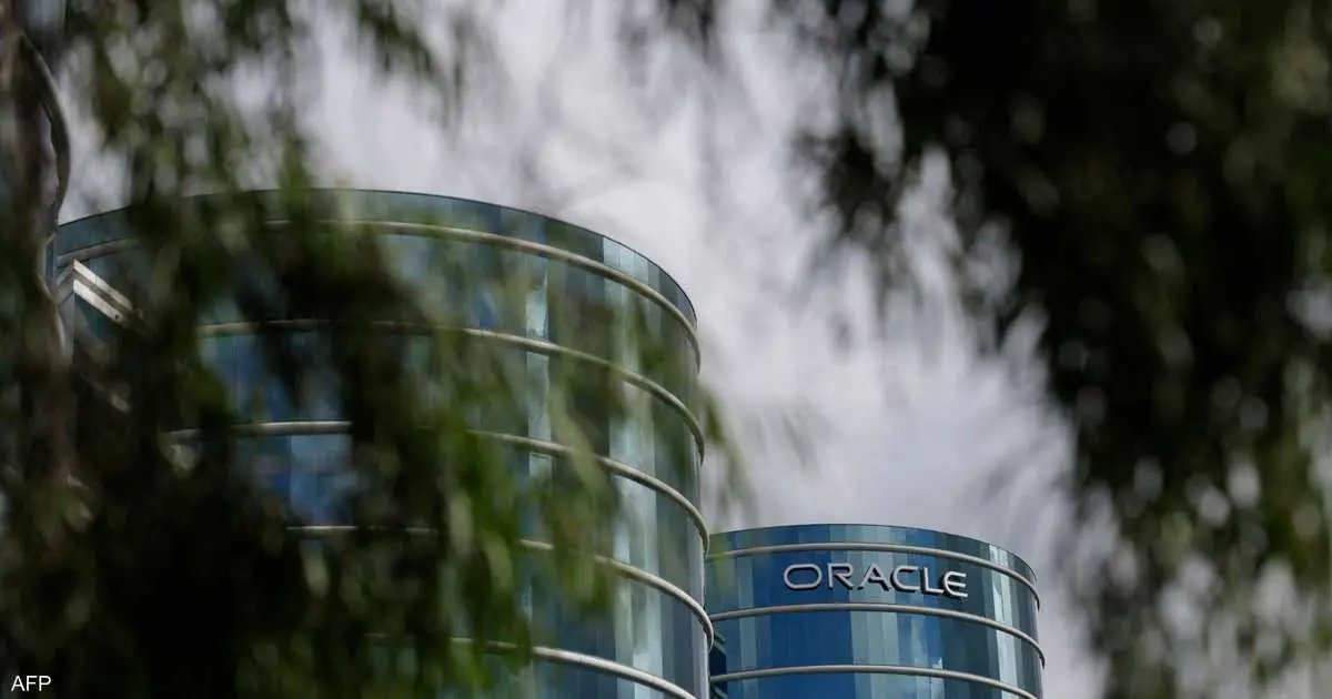 أوراكل تسعى لجمع 50 مليار دولار لتوسيع بنيتها السحابية