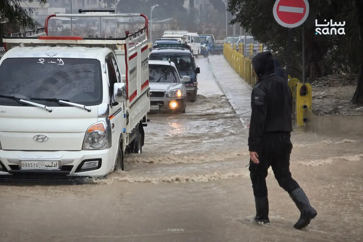 أمطار غزيرة في مدينة جسر الشغور بريف إدلب الغربي