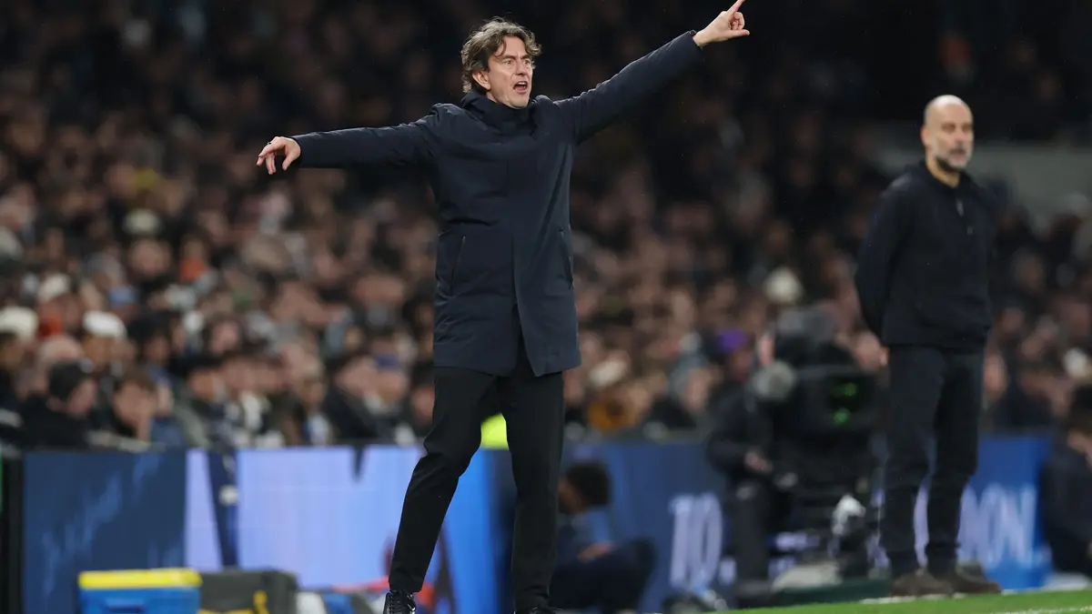 مدرب توتنهام: بدعم جماهيرنا نتجاوز النكسات ونصنع المعجزات