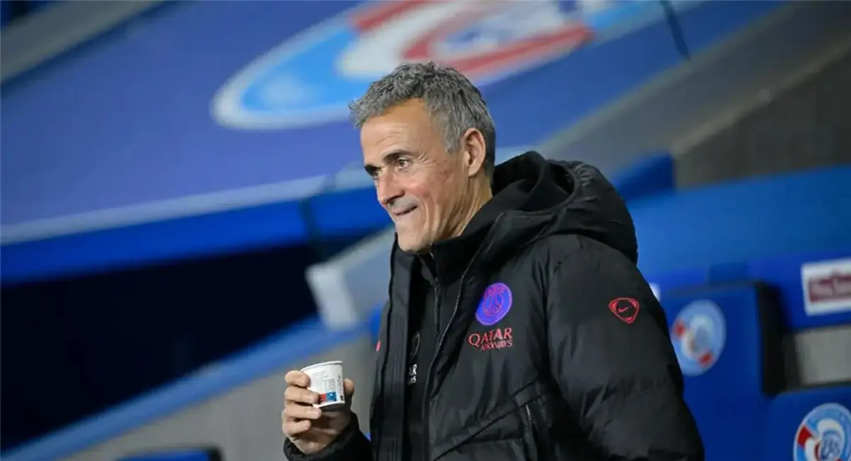 باريس سان جيرمان يتخذ قرارًا بشأن إنريكي