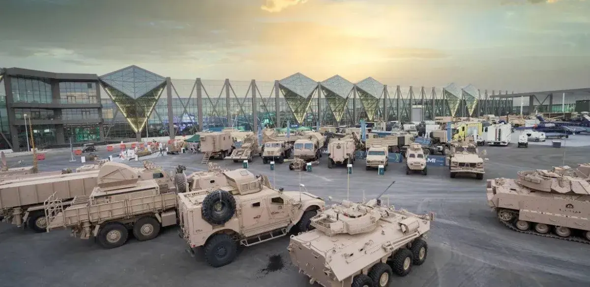 «كي بي إم جي» تعزز دورها شريكاً معرفياً لمعرض الدفاع العالمي 2026