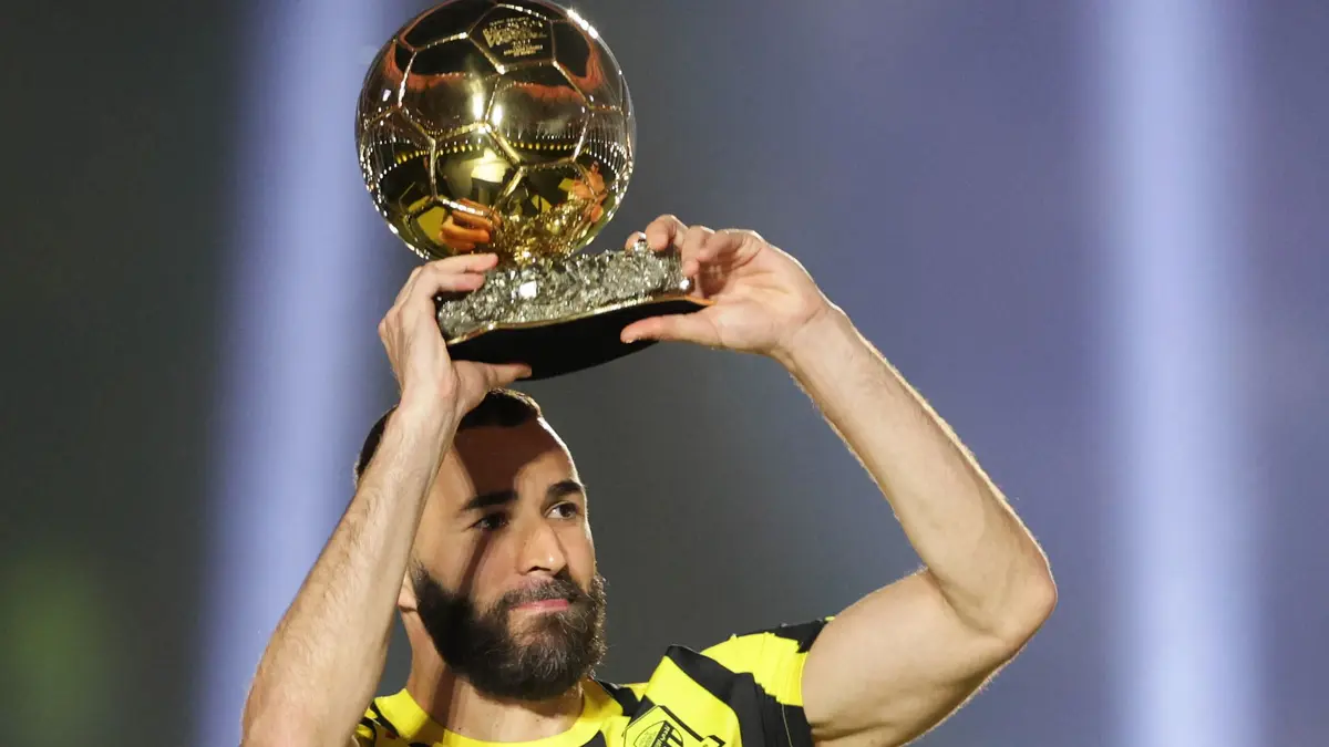 تعلم من درس نونيز.. 5 عصافير ضربها الهلال بحجر بنزيما