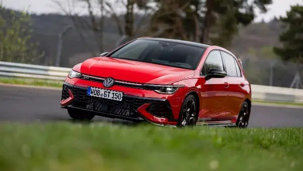الكشف عن فولكس فاجن Golf GTI بقوة 325 حصانا.. وهذا سعرها عالميا