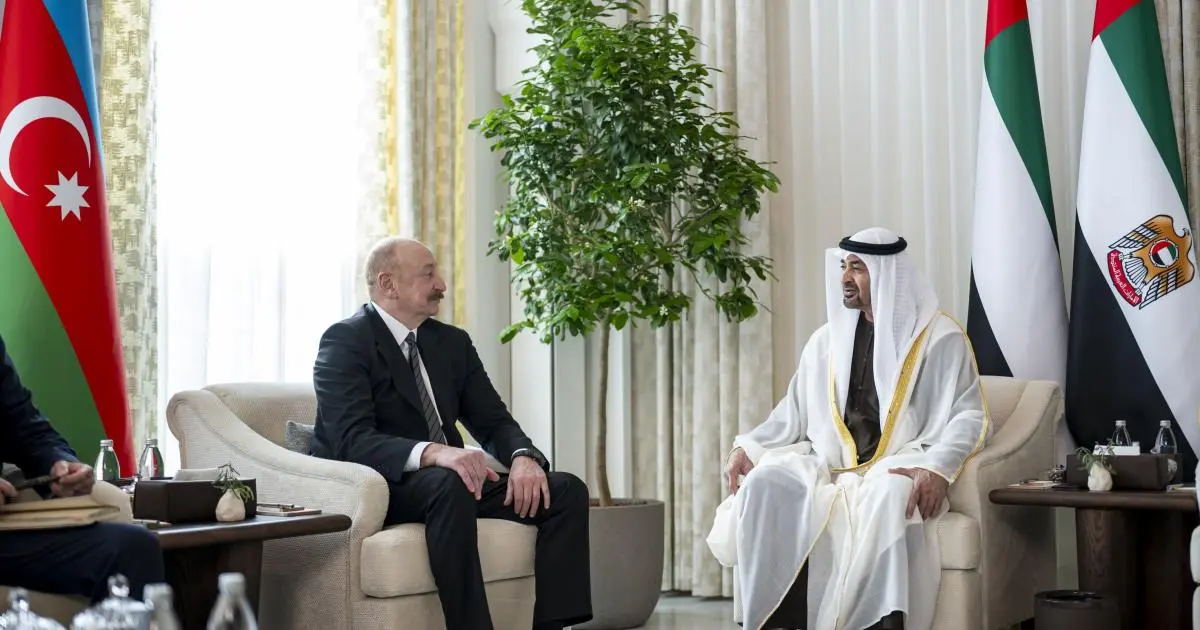 الإمارات توقع خطاب نوايا للتعاون الدفاعي مع أذربيجان
