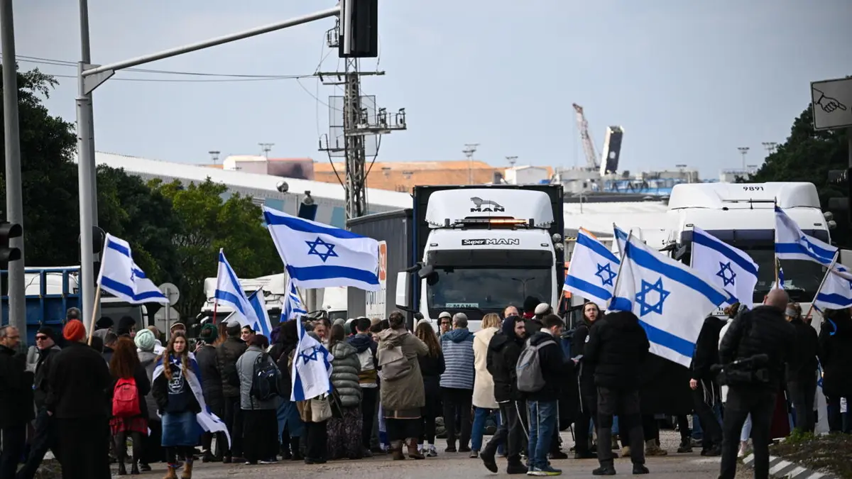 مذكرتا جلب في فرنسا بحق ناشطتين فرنسيتين-إسرائيليتين بشبهة التواطؤ في "إبادة جماعية" بغزة