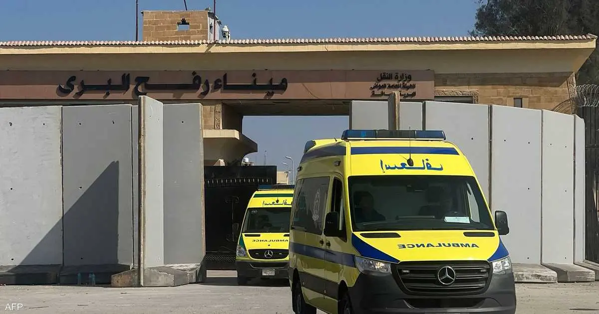 مرضى ومشتتون وأمل مؤجل.. حكايات فلسطينية بانتظار معبر رفح