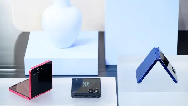 بعد الجيل الأول.. آبل تدرس إنتاج آيفون قابل للطي بتصميم الصدفة