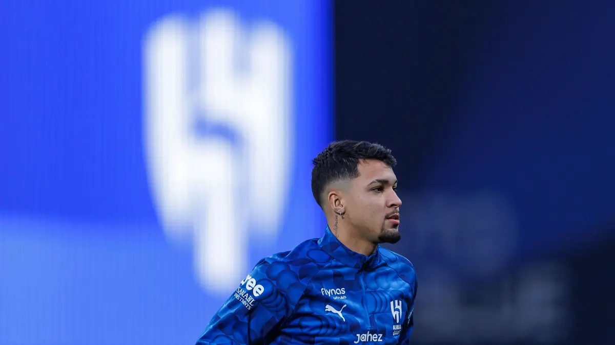 قبل ضم بنزيما.. أتلتيكو مدريد يورط الهلال في ماركوس ليوناردو