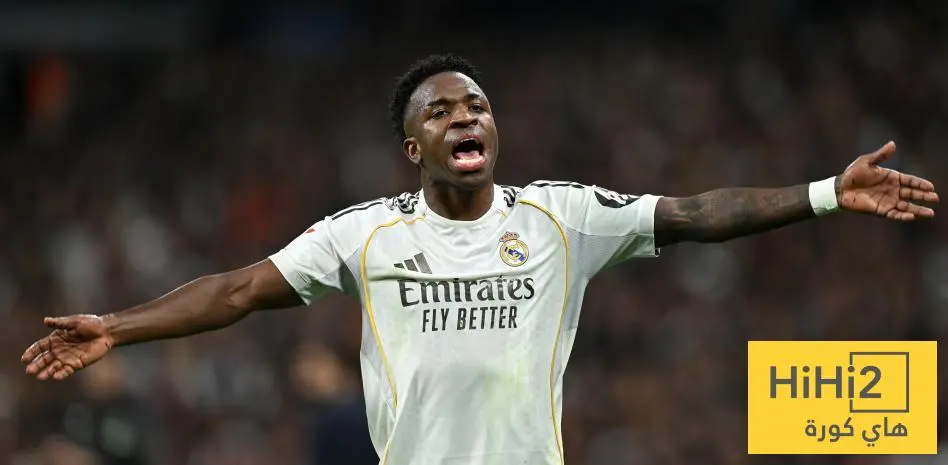 “كفاية”.. فينيسيوس يصرخ في وجه جماهير البرنابيو