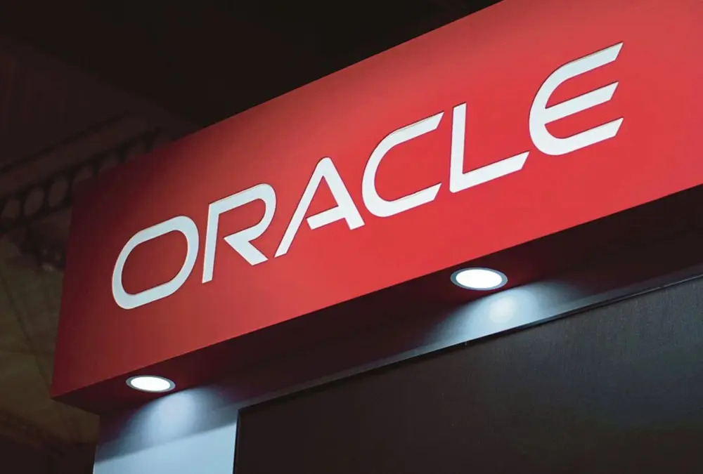 رهان الـ 50 مليار دولار.. «أوراكل» تستنفر أسواق المال لتمويل ثورة الذكاء الاصطناعي