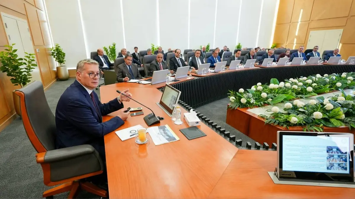 مصر تبحث مع شركات البترول العالمية خطة تكثيف الإنتاج خلال 5 سنوات