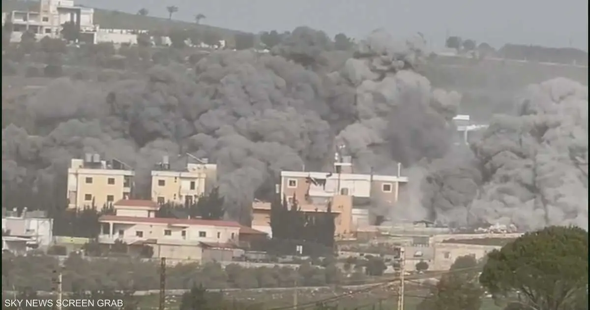 غارات إسرائيلية على مستودعات أسلحة لحزب الله في جنوب لبنان