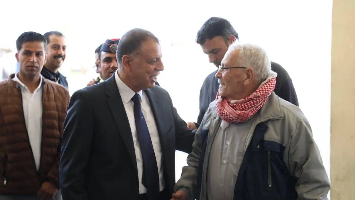 وزير الداخلية في زيارة "مفاجئة" لمركز حدود جابر