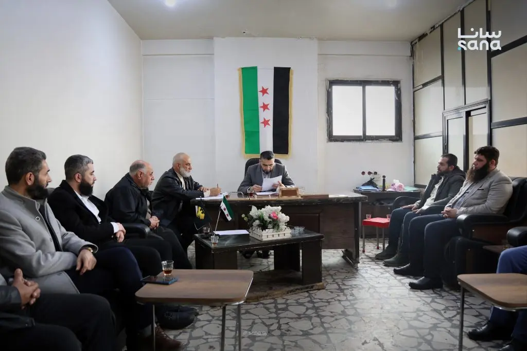 وفد من وزارة الطاقة السورية يتفقد واقع الكهرباء في الرقة