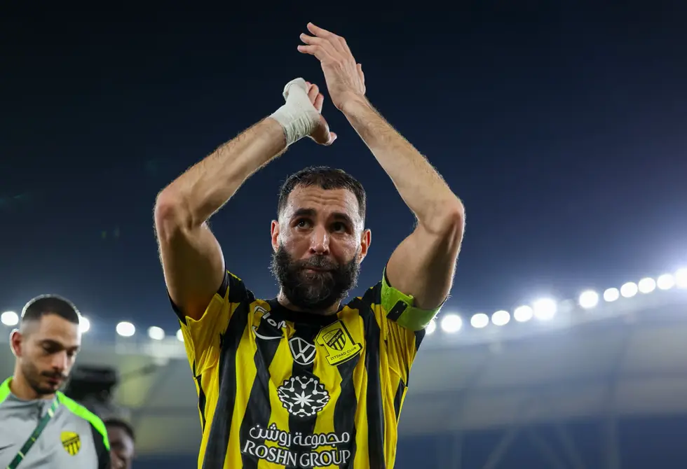 الرياضية السعودية: كريم بنزيما يوقع لنادي الهلال