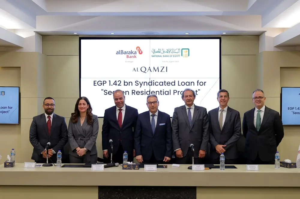 البنك الأهلي المصري يقود تمويلاً مشتركًا بقيمة 1.42 مليار جنيه لمشروع SEAZEN بالساحل الشمالي - أموال الغد