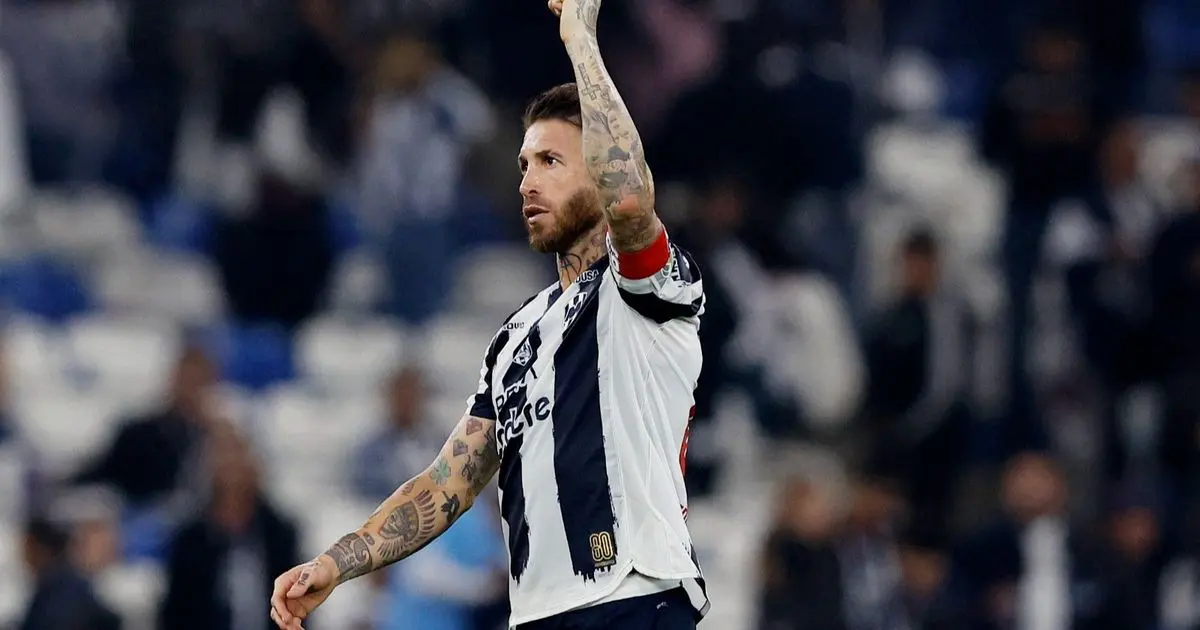 سيرجيو راموس يعرض اللعب لإشبيلية مرة ثانية