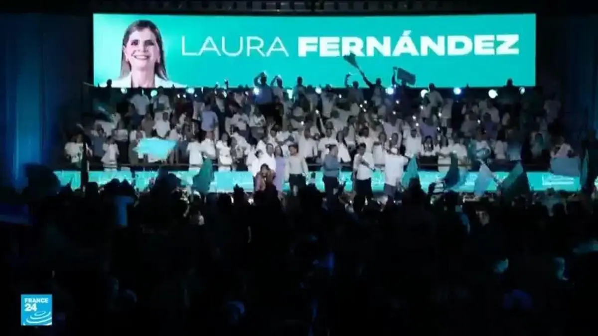 انتخابات الرئاسة في كوستاريكا: مرشحة اليمين الحاكم لورا فرنانديز تفوز من الجولة الأولى