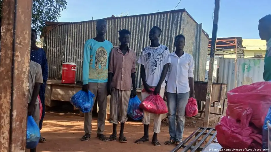 تحت الشمس والنار.. أطفال الشوارع ضحايا منسيون في حرب السودان