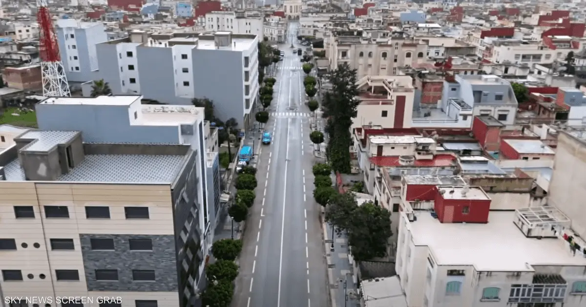 مدينة مغربية "شبه خالية" بعد تحذيرات من أمطار طوفانية