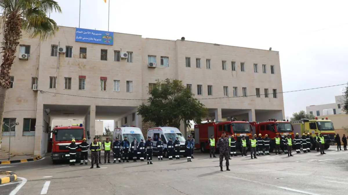 المعايطة يفتتح مبنيين جديدين للأمن والدفاع المدني في المفرق