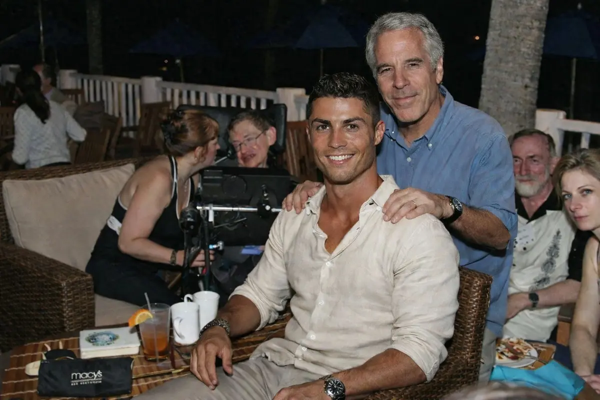 الإشاعات الرقمية تضرب رونالدو بعد تسريبات ملفات إبستين