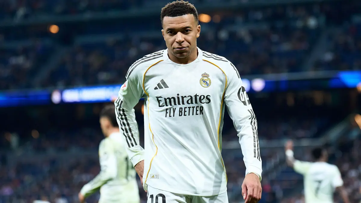 بالفيديو: مبابي يثور وينفجر غضبًا بعد "دراما" رايو فاليكانو