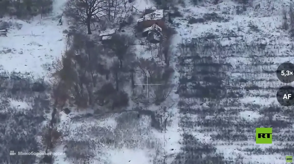 جمهورية دونيتسك.. مشاهد للعمليات القتالية أثناء تحرير بلدة توريتسكوي