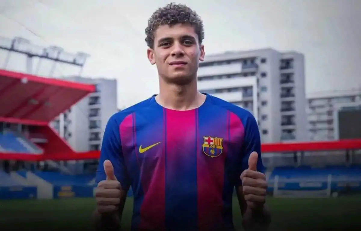 رغم انضمامه إلى برشلونة.. حسام حسن يفاجئ حمزة عبد الكريم