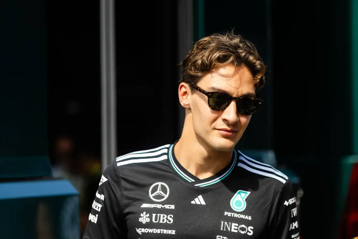 جورج راسل يؤكد جاهزيته للمنافسة على لقب «فورمولا 1»