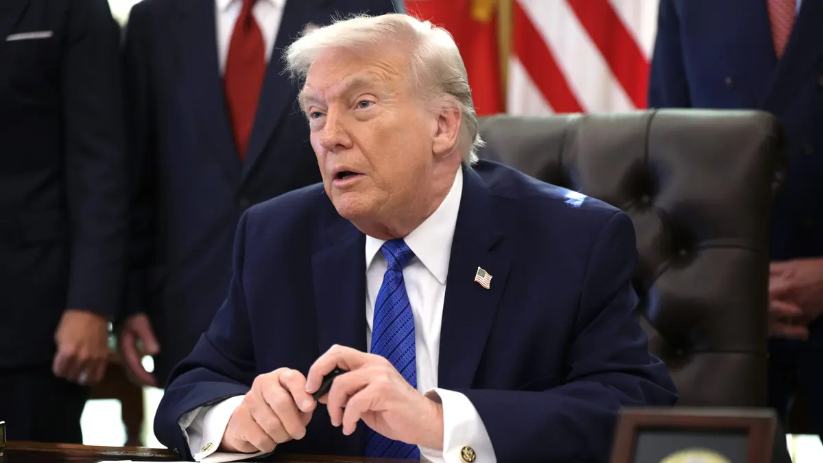 كيف علق ترامب على صفقة بين شركته للعملات المشفرة مع شركة إماراتية؟