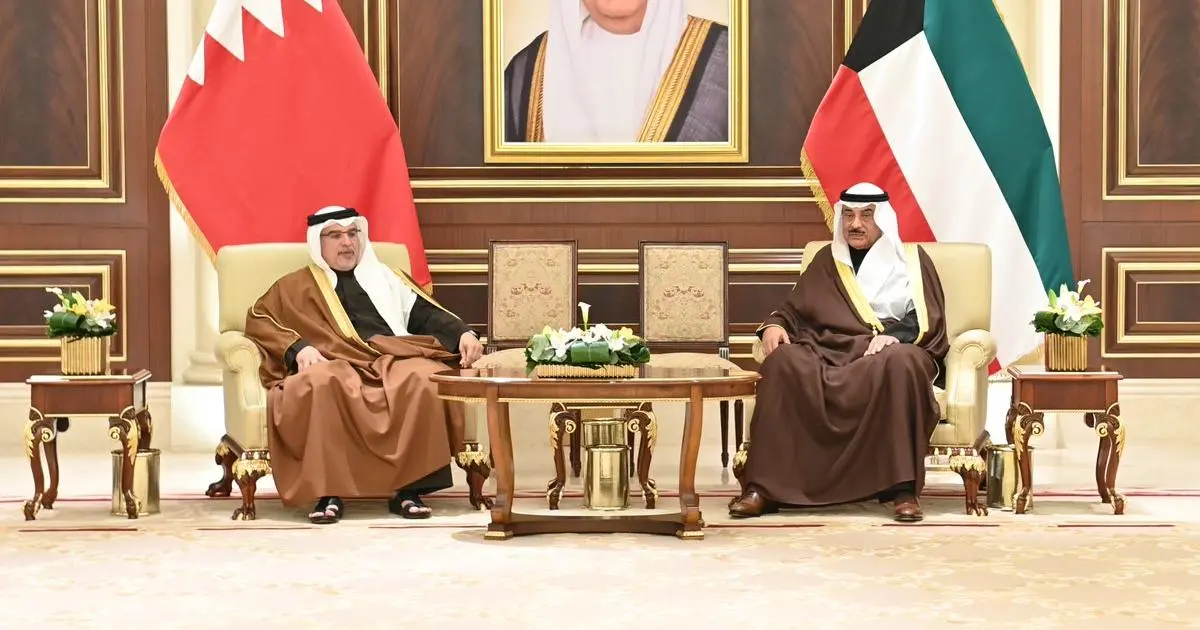 ولي عهد الكويت يبحث مع نظيره البحريني تعزيز العلاقات