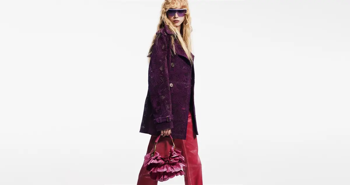 مجموعة Burberry لصيف 2026: حين تلتقي الموضة بالموسيقى والإبداع