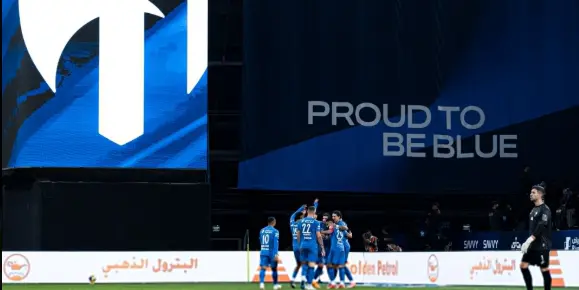 موعد مشاركة سايمون وبنزيما مع الهلال