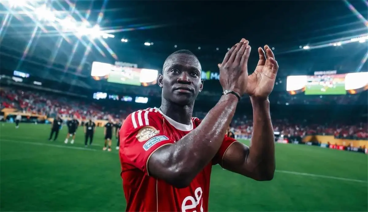 مدرب منتخب مالي يكشف تطورات مستقبل ديانج مع الأهلي