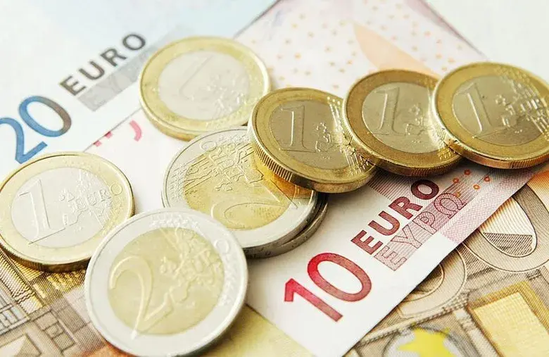 سعر اليورو مقابل الجنيه اليوم الأربعاء 4-2-2026 - أموال الغد