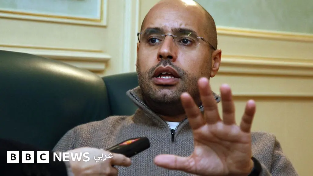 سيف الإسلام القذافي: ماذا نعرف عن نجل معمر القذافي الذي أعلن مقتله؟ - BBC News عربي