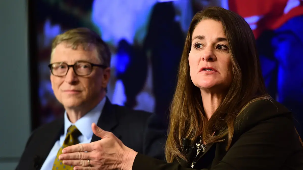 زوجة بيل غيتس السابقة تُعلق على علاقته بإبستين