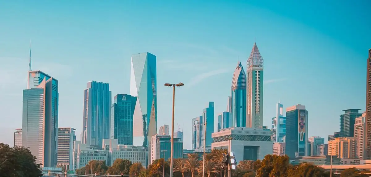 القطاع الخاص الإماراتي يبدأ 2026 بأسرع انتعاش في 11 شهراً