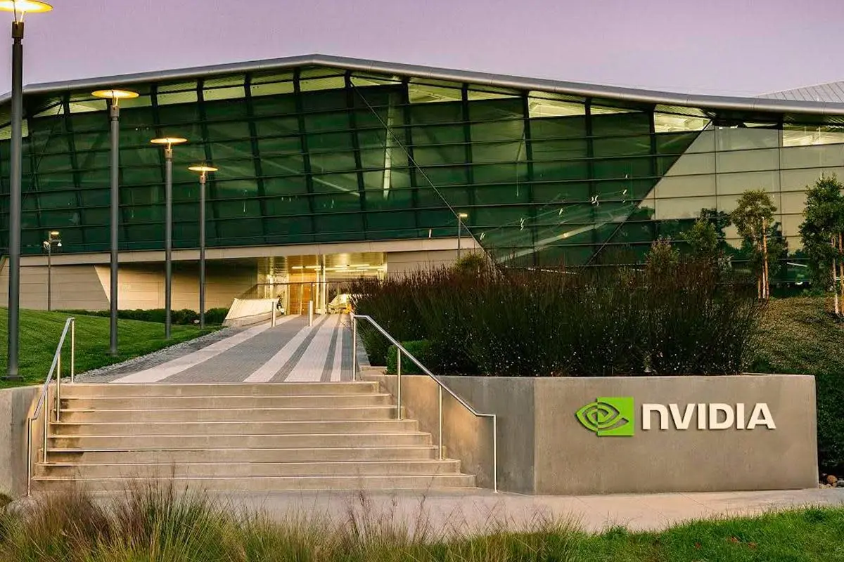 "بلومبرج": "إنفيديا" تعتزم استثمار 20 مليار دولار في مطورة "شات جي بي تي" - Economy Plus