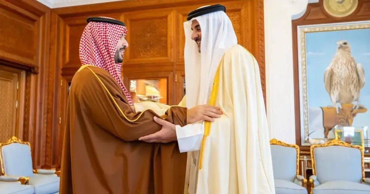 أمير قطر ووزير الدفاع السعودي يبحثان تطورات الأوضاع الإقليمية