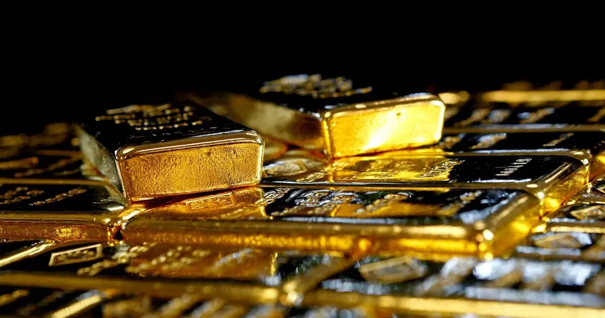 الذهب يقفز أكثر من 2% ويتخطى مجدداً حاجز 5000 دولار للأوقية