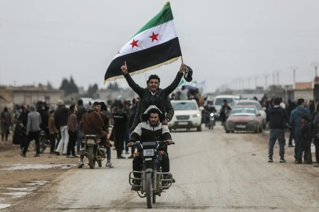 قوات الأمن السورية تدخل مدينة القامشلي بموجب الاتفاق مع الأكراد