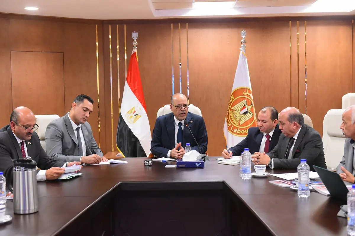 وزير العمل يعقد اجتماع تنسيقي استعدادا للانتخابات النقابية 2026-2030 - أموال الغد
