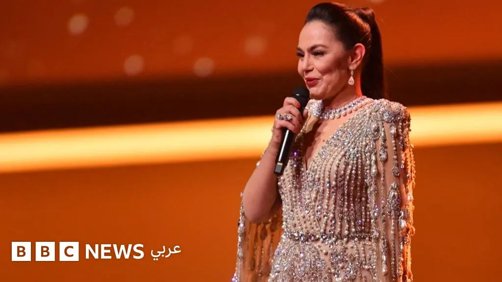 اليوم العالمي لمكافحة السرطان: مشاهير تغلبوا على المرض من بينهم إليسا وشريهان - BBC News عربي