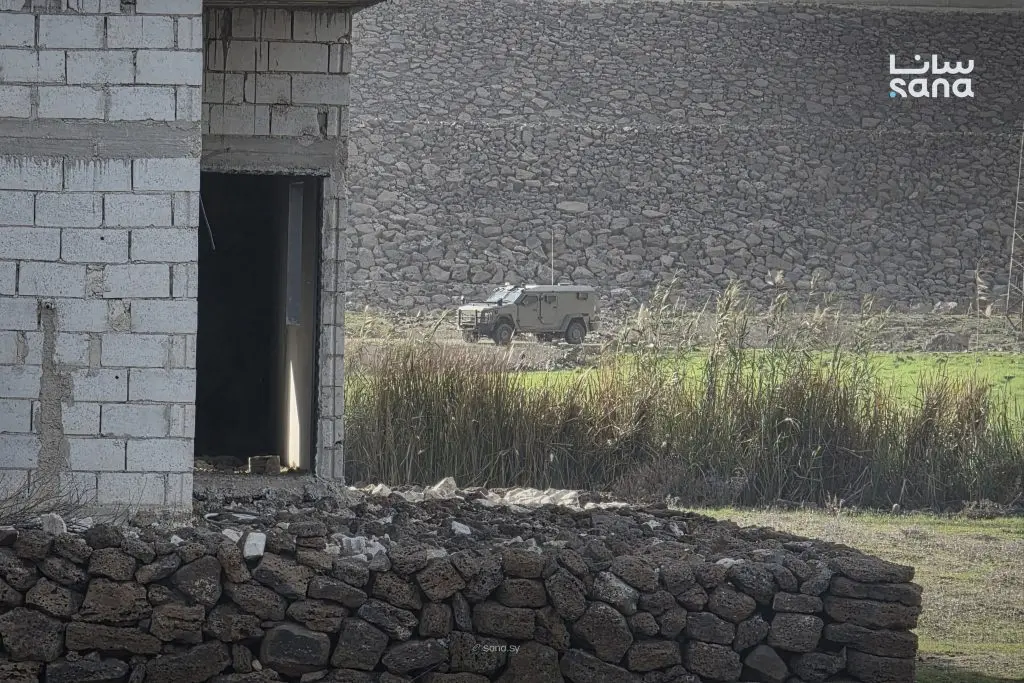 قوات الاحتلال الإسرائيلي تعتقل طالب مدرسة وشابين في ريف القنيطرة الجنوبي