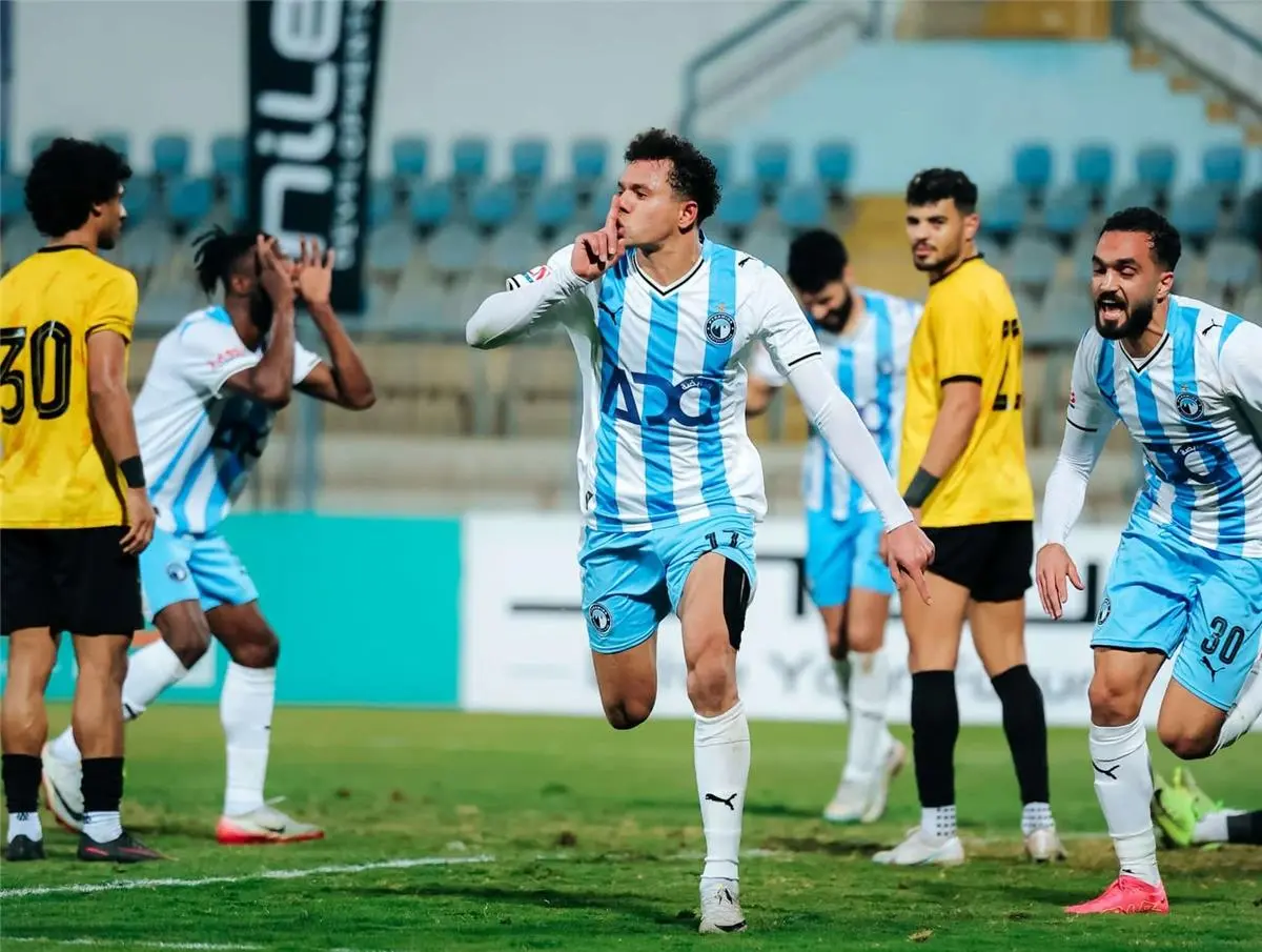 زلاكة يسجل هدف تعادل بيراميدز أمام سموحة في الدوري