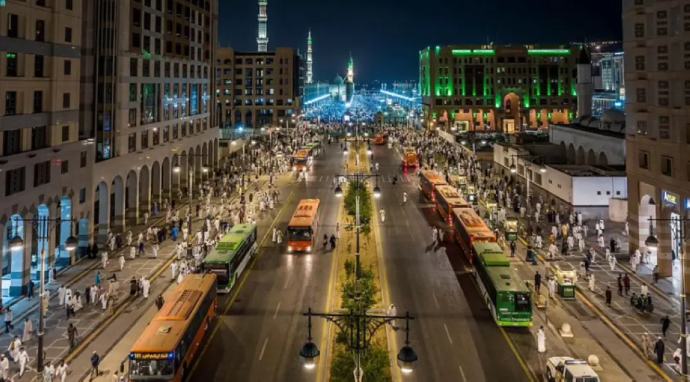 خدمة النقل الترددي لتسهيل تنقل المصلين خلال رمضان 2026