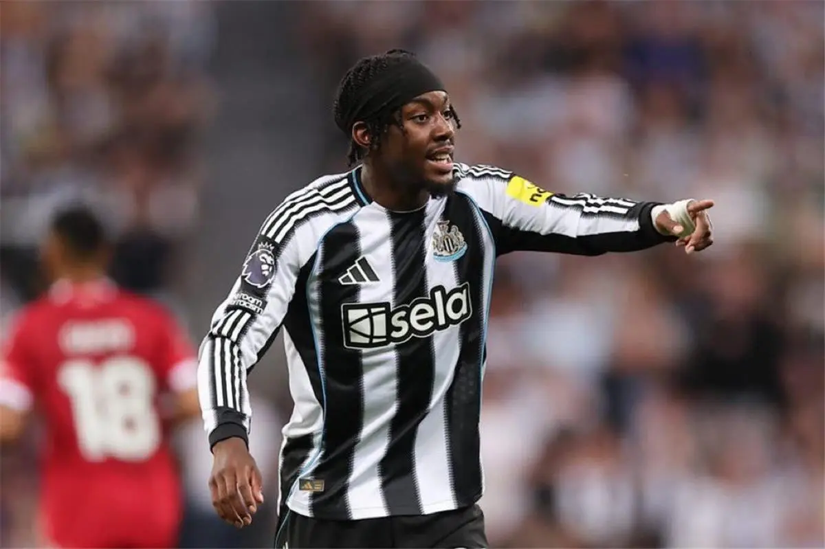 بمهارة رائعة.. إيلانجا يسجل هدف نيوكاسل الأول أمام مانشستر سيتي